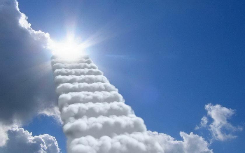 Кто в небо летит