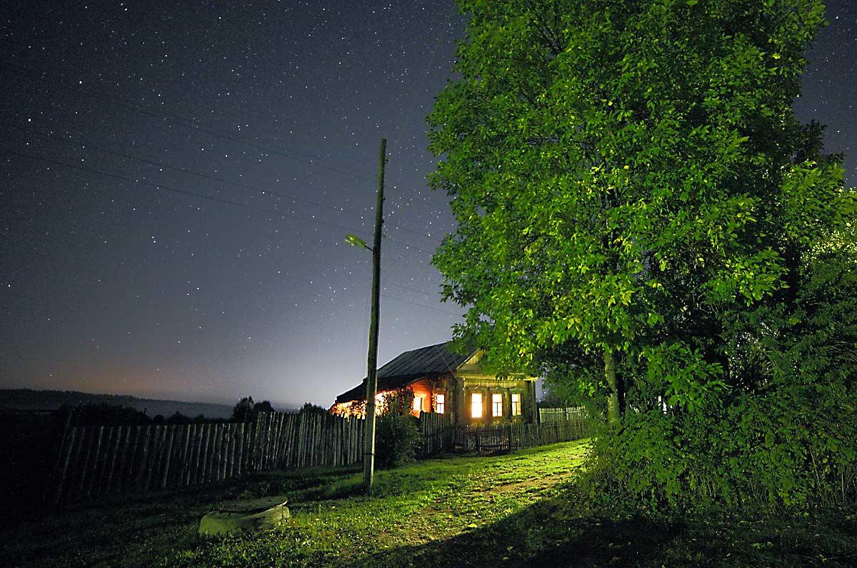 Ночная деревня летом