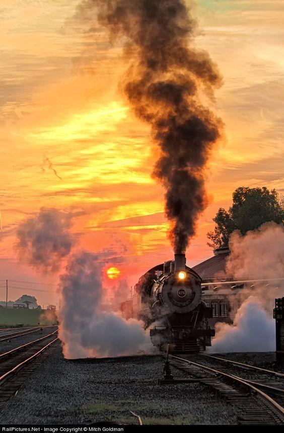 Ответ поэту - Светлаков Лев - Билет до Вечности