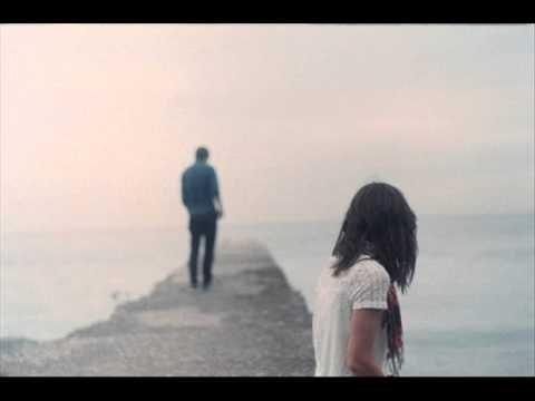 Уйди, зараза! Отцепись.