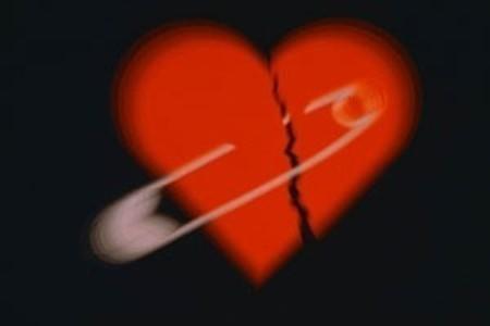 ЛЮБИМ  НЕ РАДИ... А  ВОПРЕКИ. ..