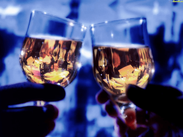 ЗА ЖЕНСКИЙ ШАРМ - Короткий Стих № 23