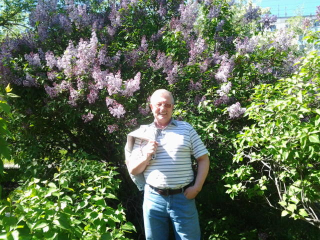 Я НЕ ПИШУ , А ТИПА , КАК РИФМУЮ ...