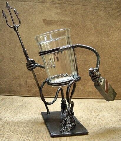 Стакан и рюмка