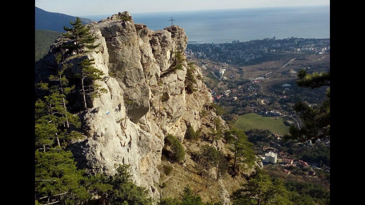 СТАВРИ-КАЯ  В  КРЫМУ