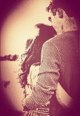 Греет плечо родное.  