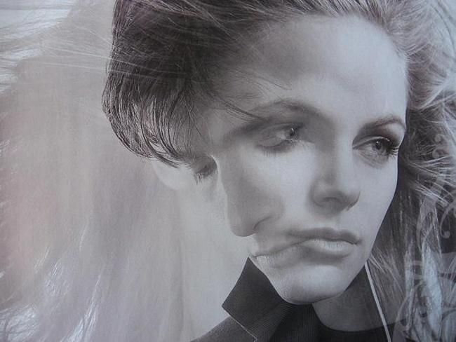 Мне понять, признаюсь не дано...