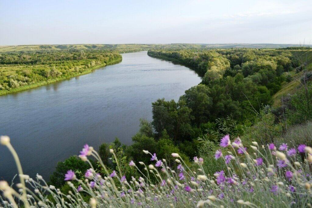 Я русским солнцем озаряюсь