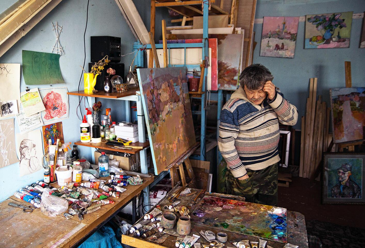 КОМУ В РАБОТЕ ПОВЕЗЛО - Л Г