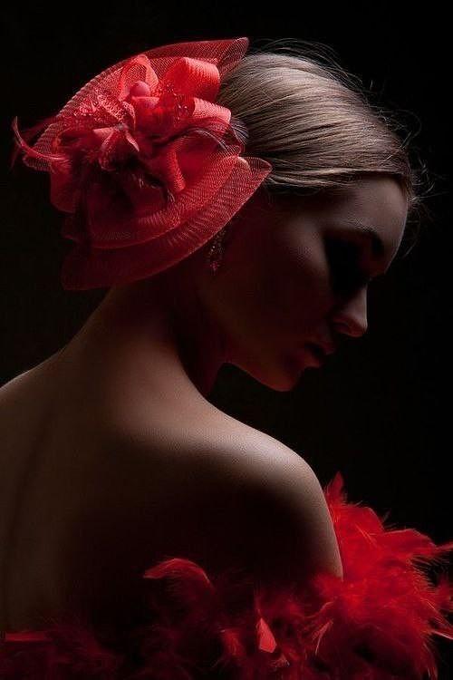 НЕ СТОИТ УНИЖАТЬ СЕБЯ НАДЕЖНОЙ.