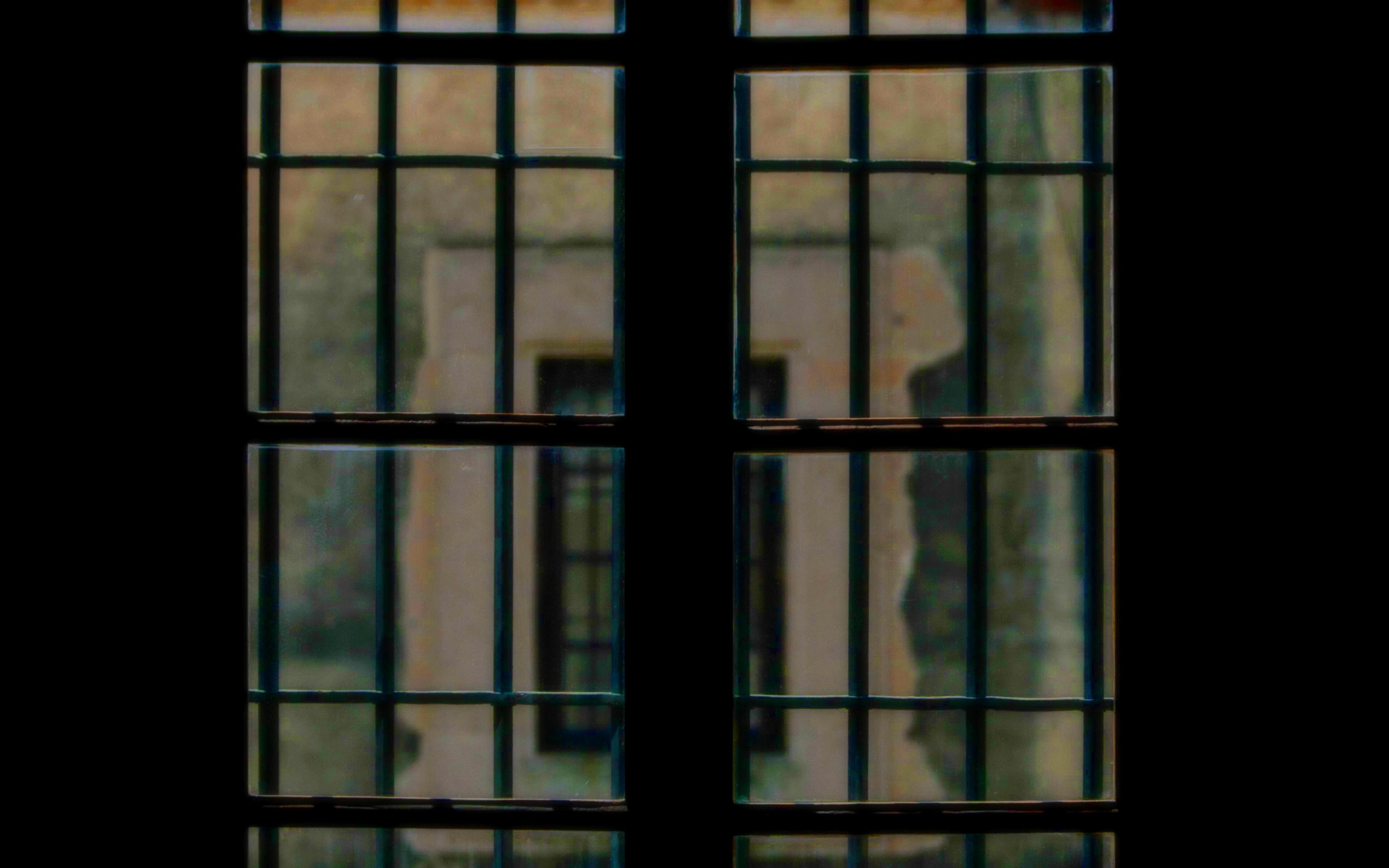 Сигареточку дай мне Маня