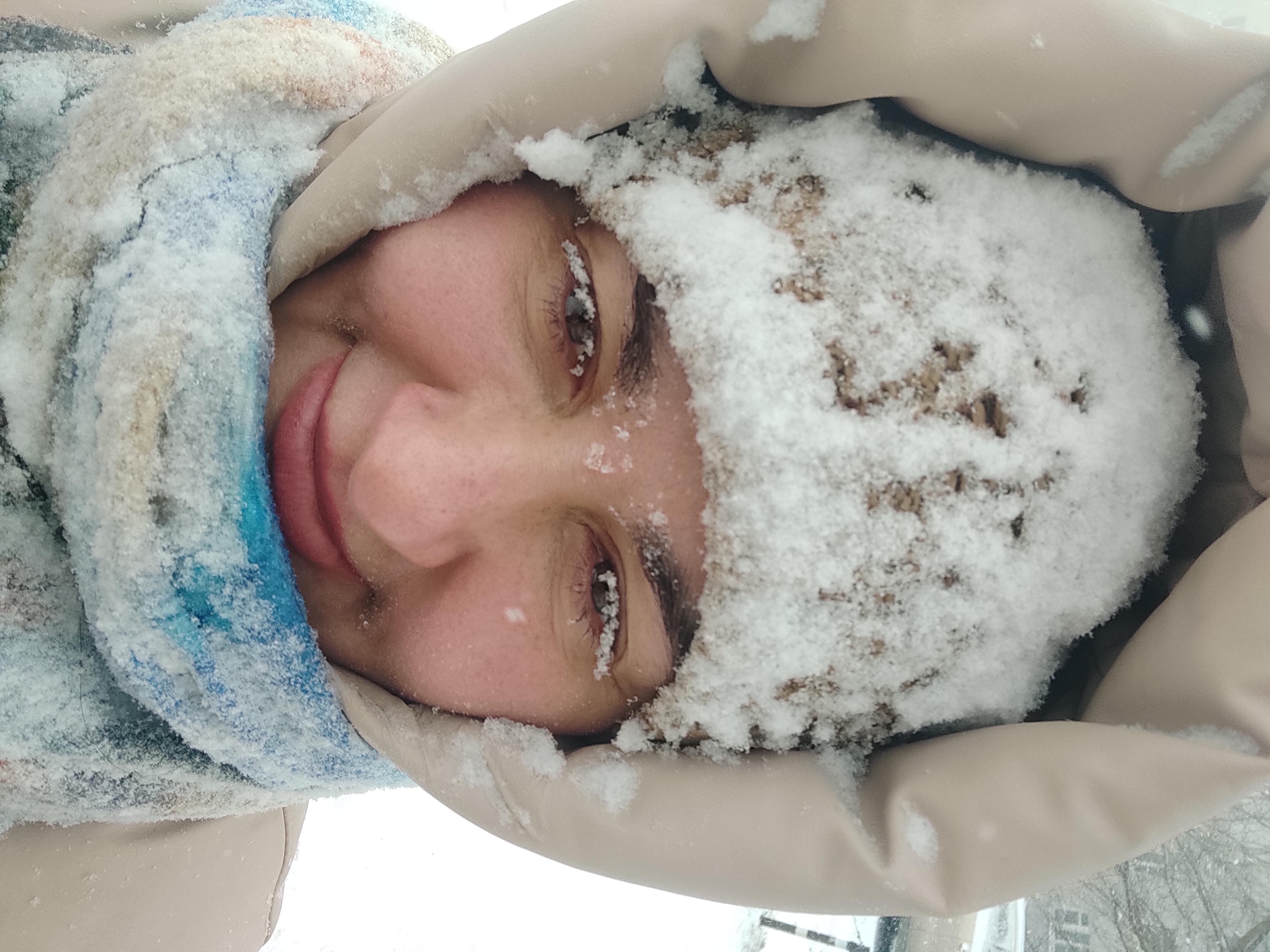 След в след