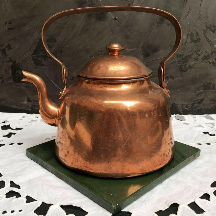 СТАРЫЙ  МЕДНЫЙ  ЧАЙНИК