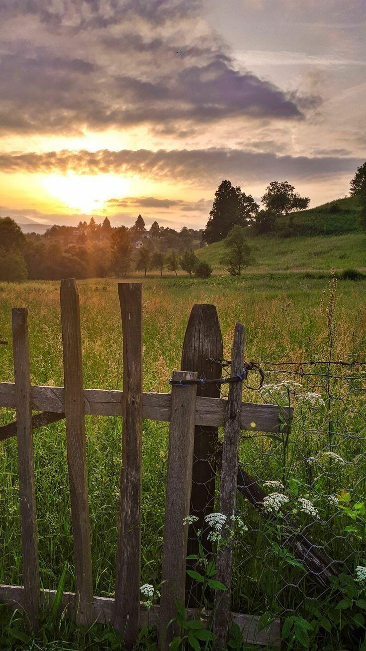 Мне милей одна дорога