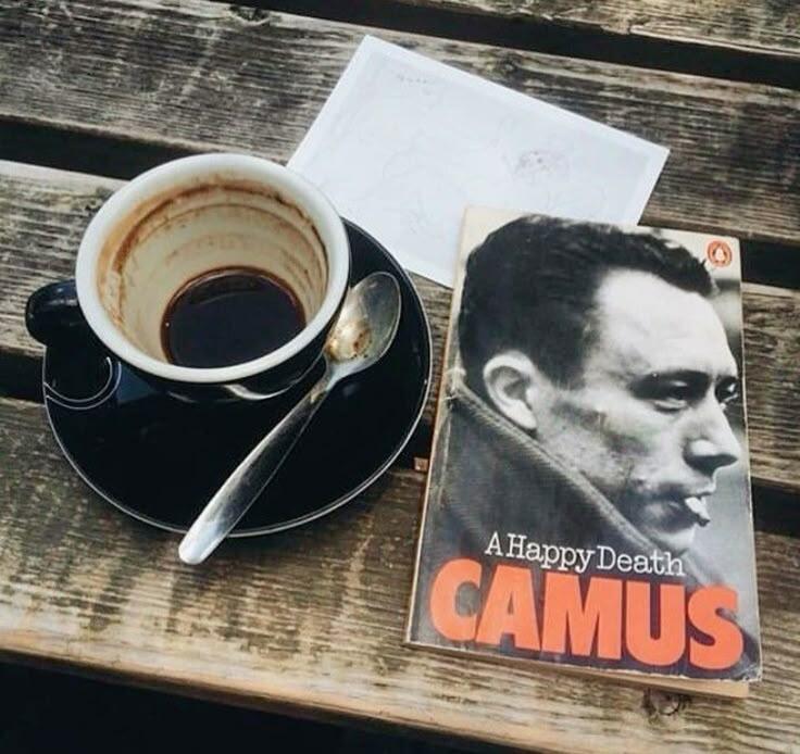 Сторо́нній