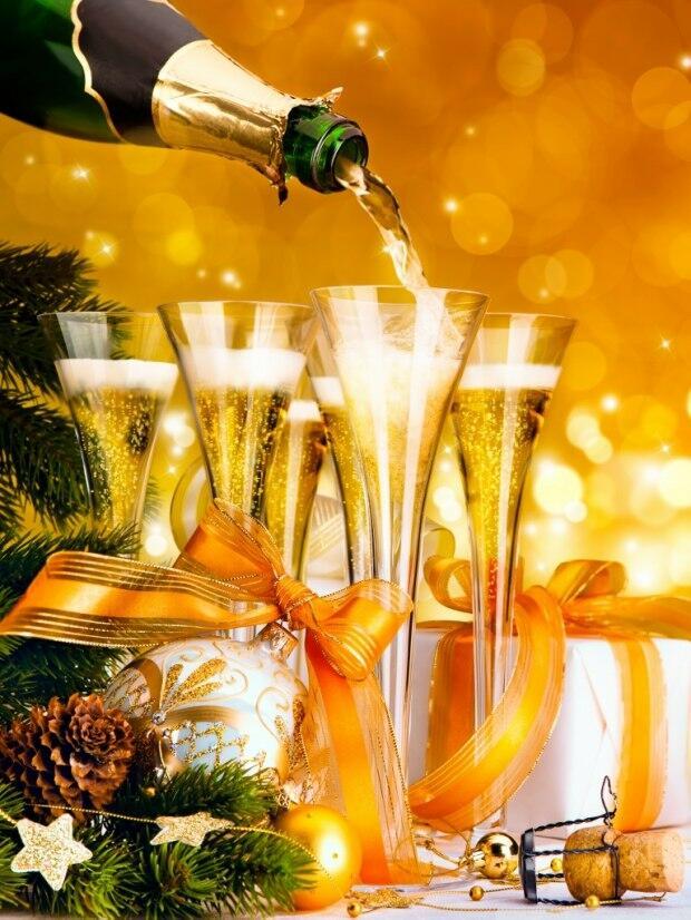 "Опять и снова тамадой назначен я по старшинству!" ПОЗДРАВИТЕЛЬНЫЕ ТОСТЫ