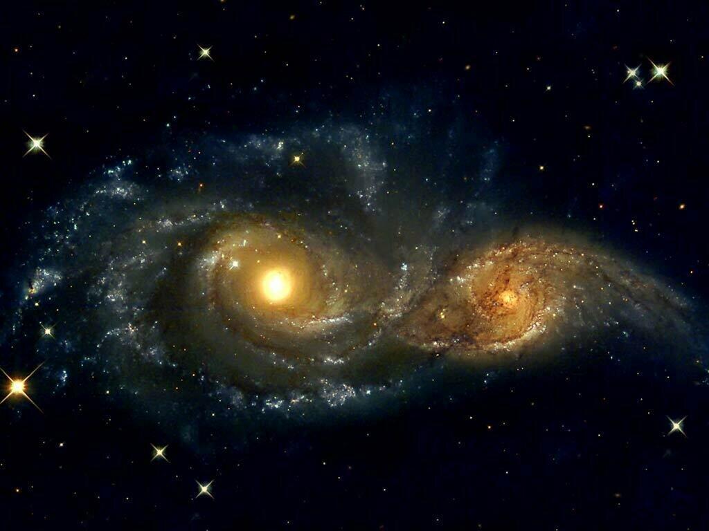 Две галактики.