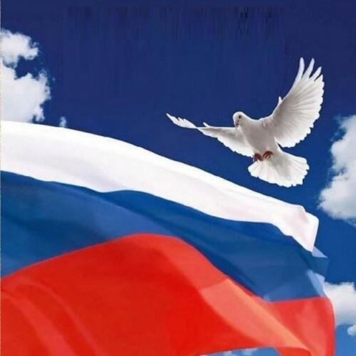 1 МАЯ . . . ПОЛЕТЕЛИ