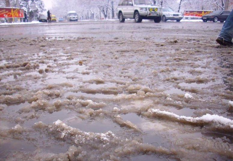 Что ж, Мороз, не дружишь с январём...