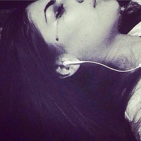 Тех слов, где есть хоть капля яда