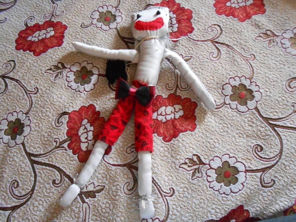 Забытая игрушка.