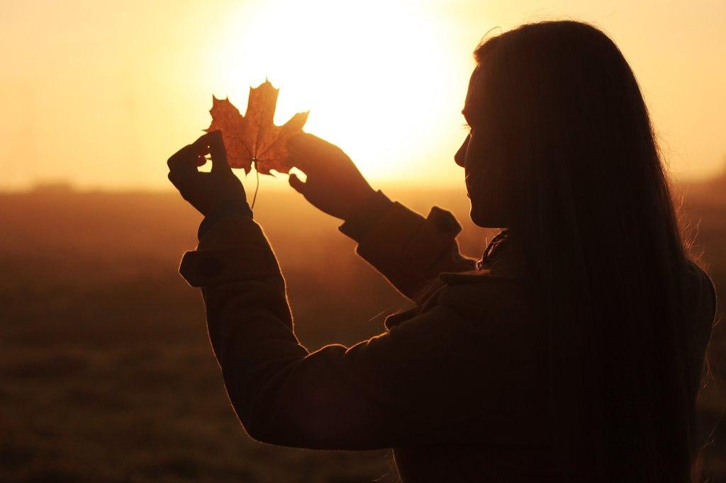 Вокруг тебя.