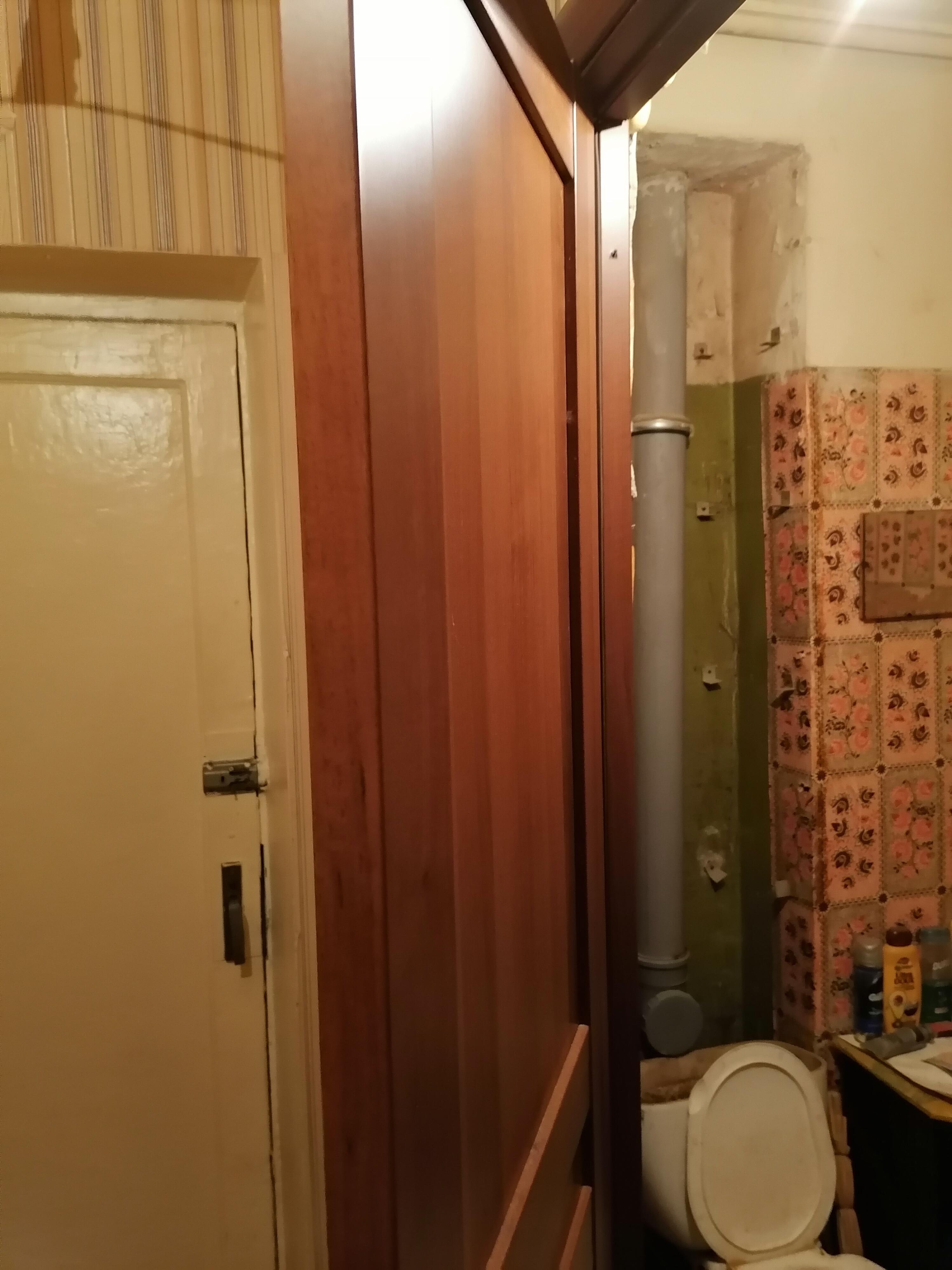 Головою об косяк 