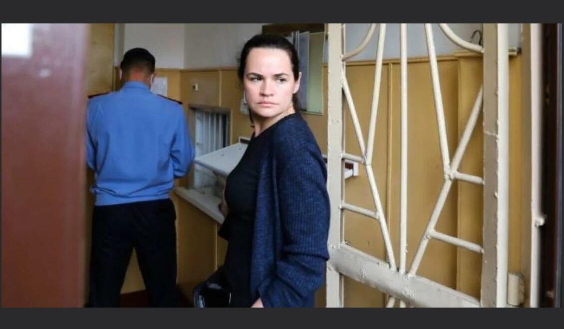 Кукла Света (стихо-политика)