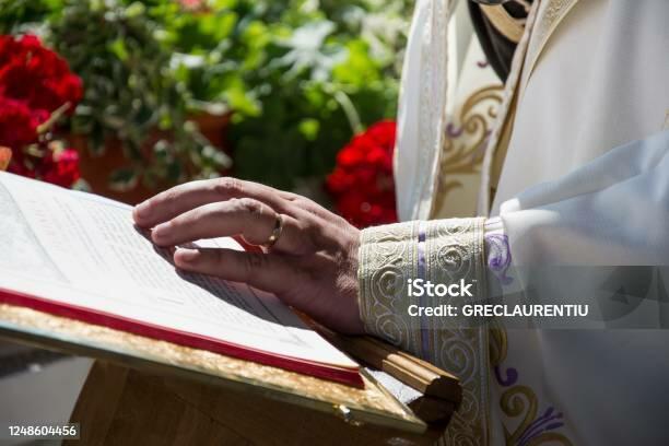 СМЕРТЬ СВЯЩЕННИКА