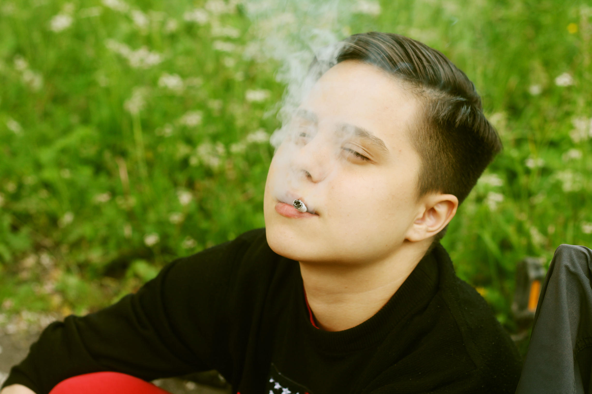 Забери шарф.