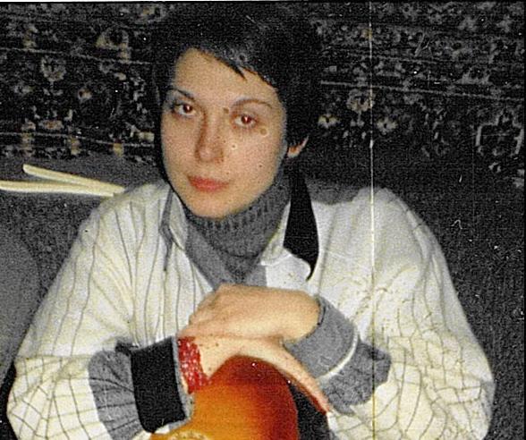 ПАМЯТИ ЛЮБЫ НИКОНОВОЙ (1974 - 2001)