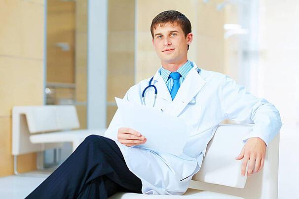 СЕРДЕЧНЫЙ ДОКТОР... (новая песня)