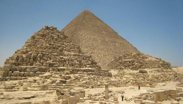 Пирамиды и песнь вечности