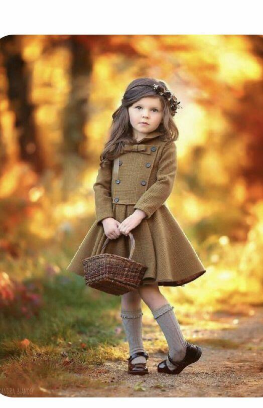 Была ещё солнечной осень