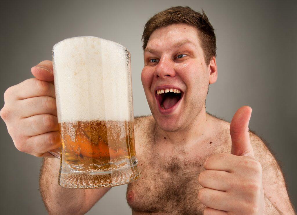 Лицо пьющего человека мужчины фото