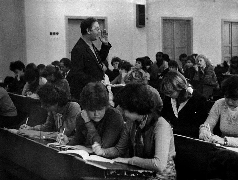 Выпускникам СИНХа 1976 года Посвящается