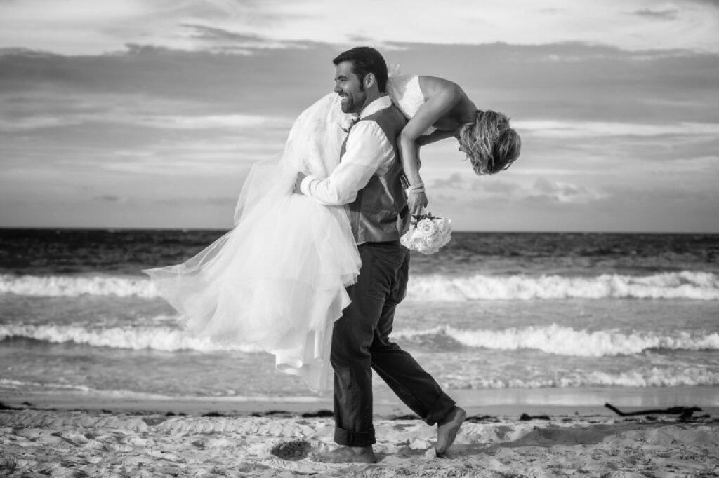 Диалог - Михалёв Андрей и Дёмина Галина - КУКЛА