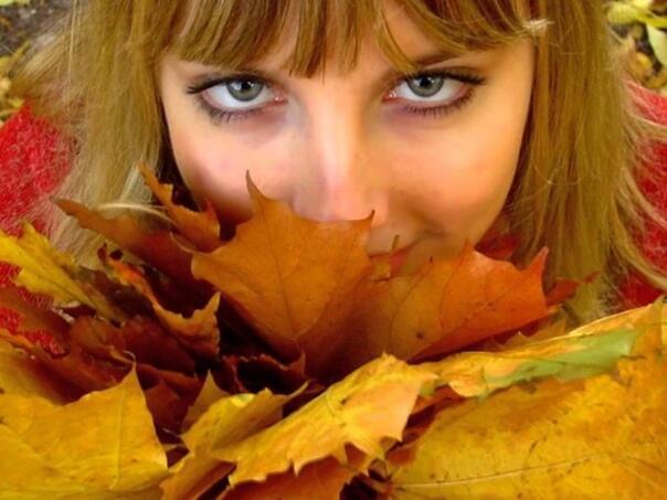 Женственна