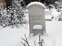 Я зевнул... И засыпая