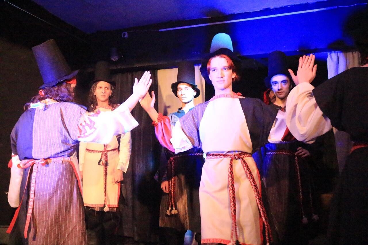 Песня о хлебе к спектаклю "Крабат"