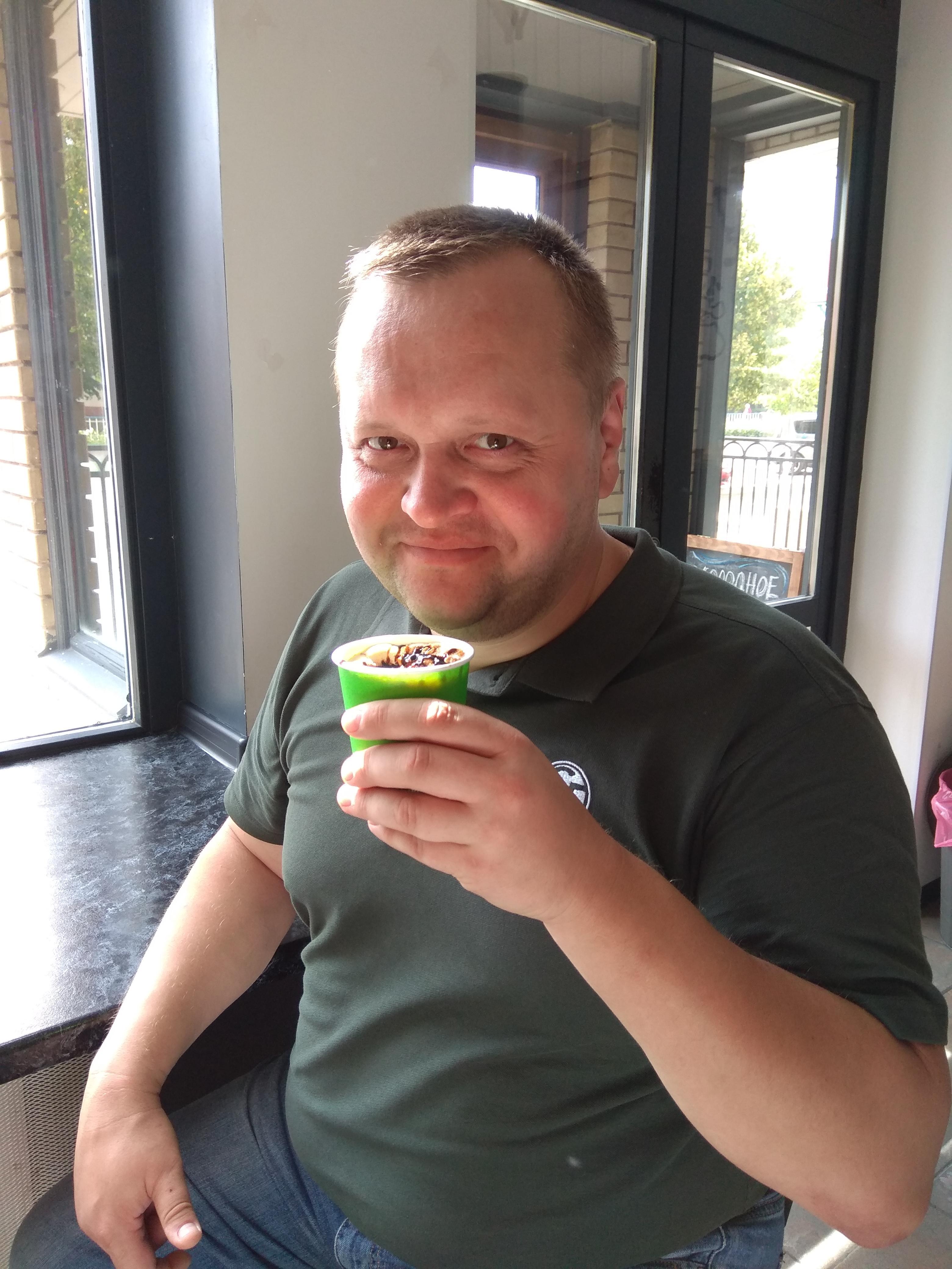 Не стесняйтесь, люди, своих чувств!