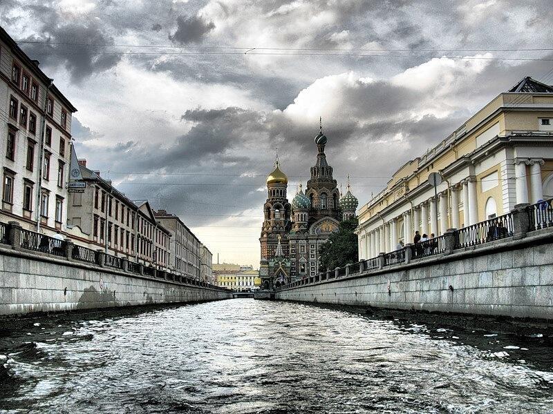 Серый Петербург