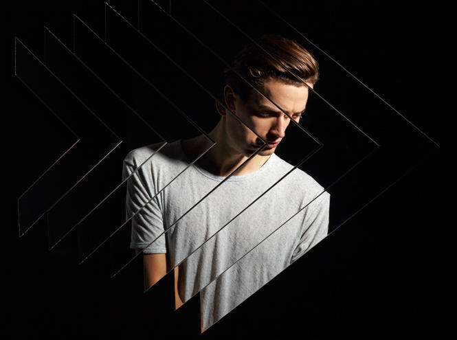 Не надо ждать аплодисментов Ответ Ларе Морро на одноимённое