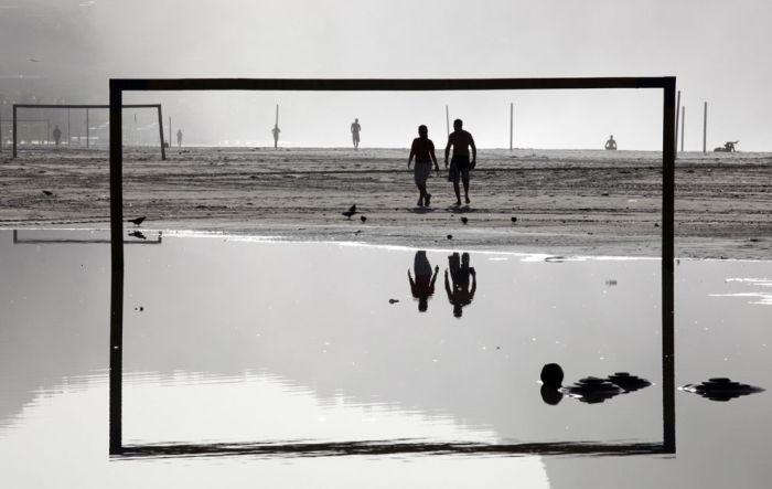 День вошёл в оборот,на полях слишком глухо