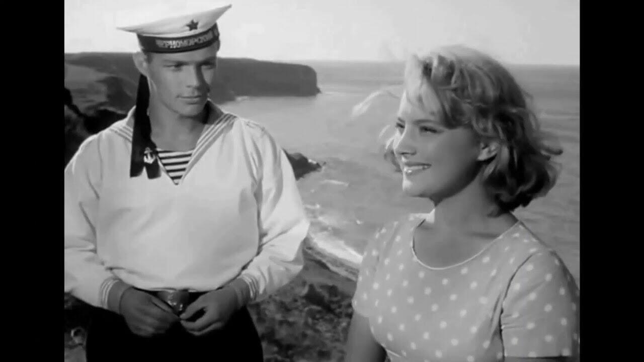 ПЕСНЯ   "НА ПОБЫВКУ ЕДЕТ" (исполняет Фотина)