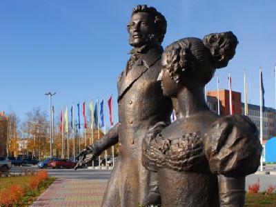 По тенистым аллеям Тверского бульвара