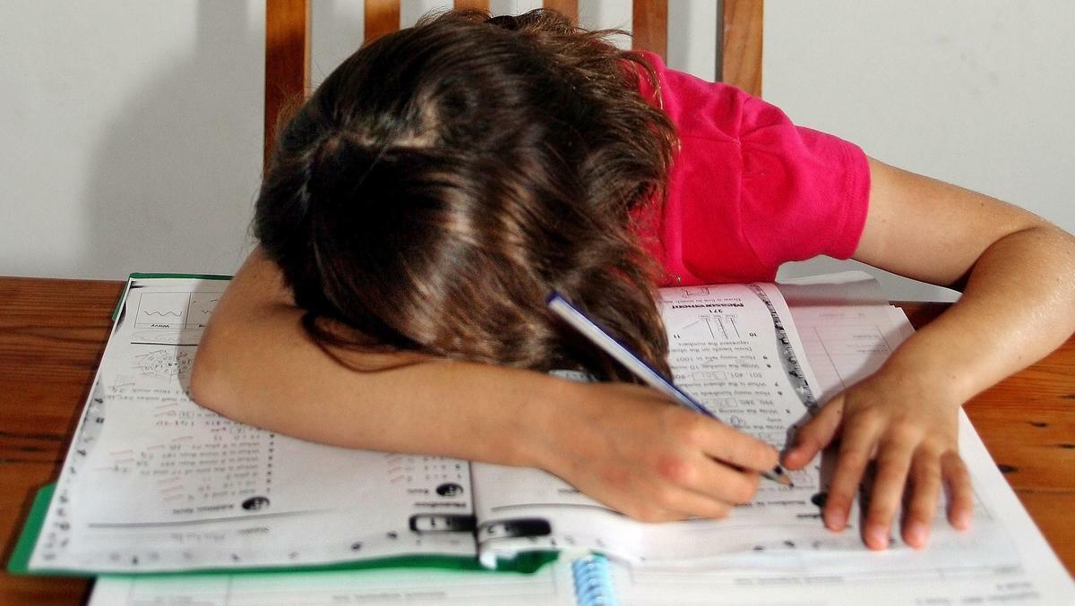 Ответ поэту - Медведь Белый - КОМУ НЕ СПИТСЯ