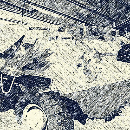 Израненный БТР 