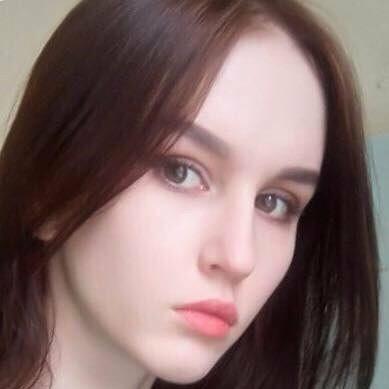 К портрету девушки