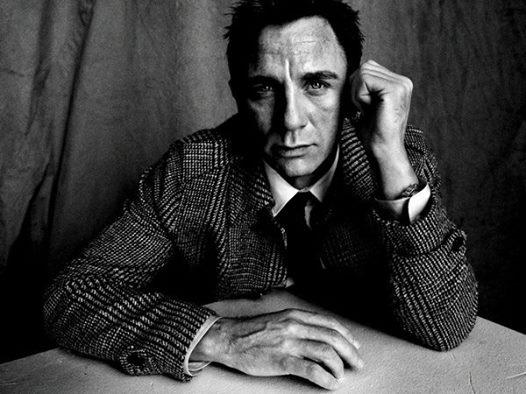 Джеймс Бонд устал